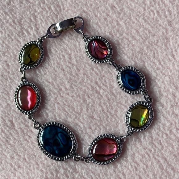 Bracelet - Picture 1 of 5